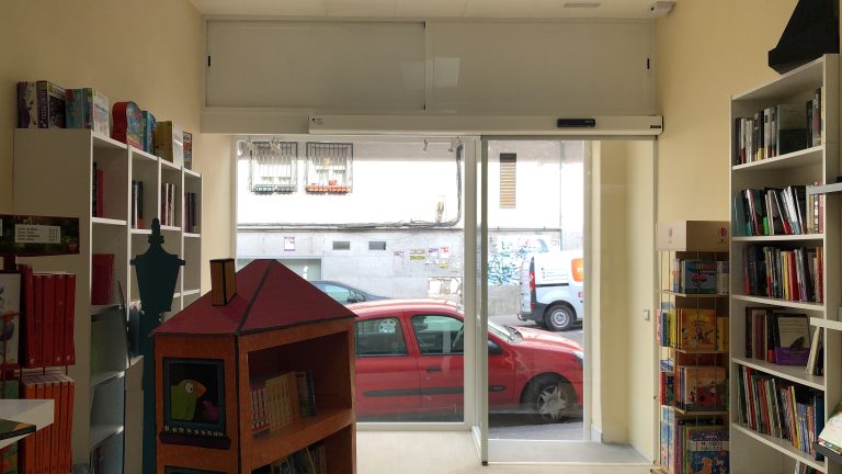 Sistemas de acceso en vidrio automatizado