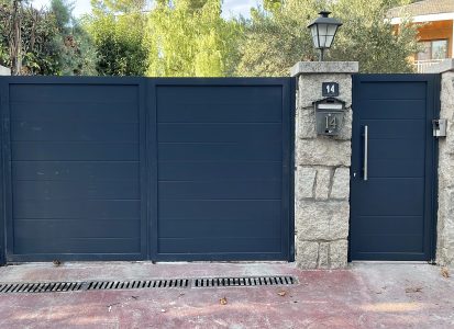 B32203E0-586A-4FBE-A3D2-2AAFEF29838F